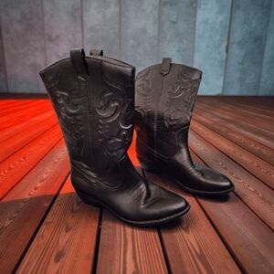Black Cowboy Boots